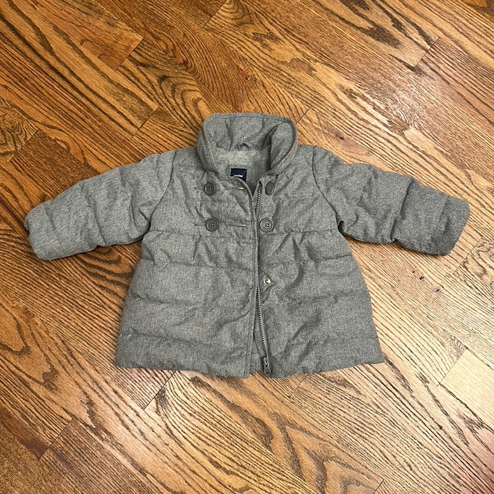 EUC Gap Baby Girl Coat; Size 12-18 M